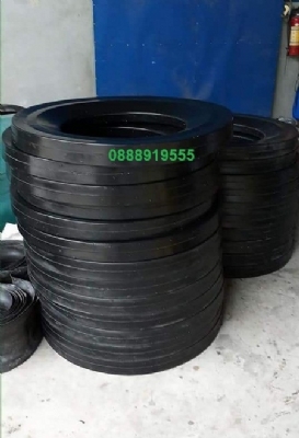 Vành đệm chắn đá